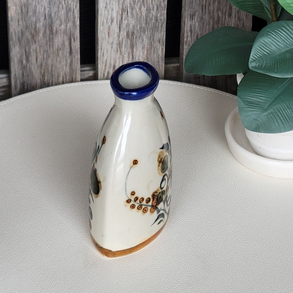Ken Edwards Tonala Hand-Painted Ceramic Vase Ornate Fish Design - Picture 3 of 9